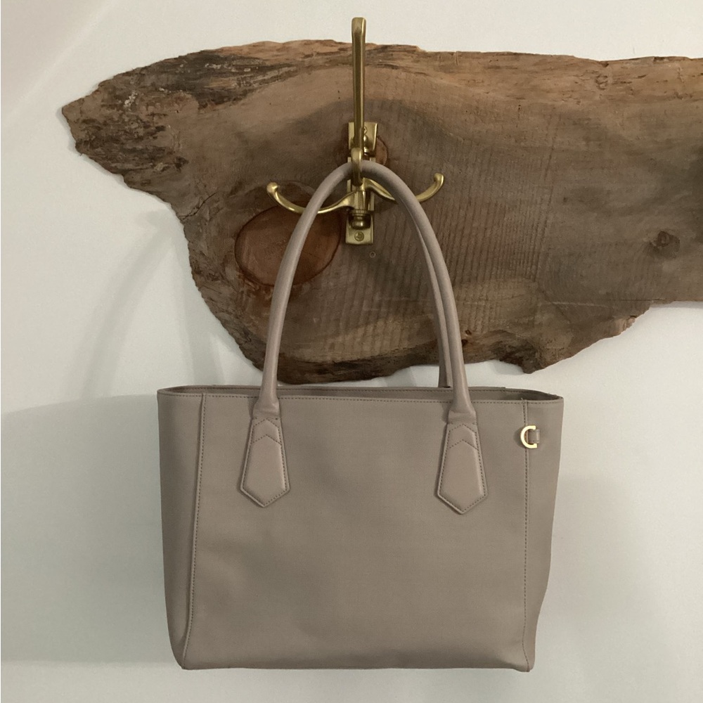 Dagne Dover taupe tote EUC